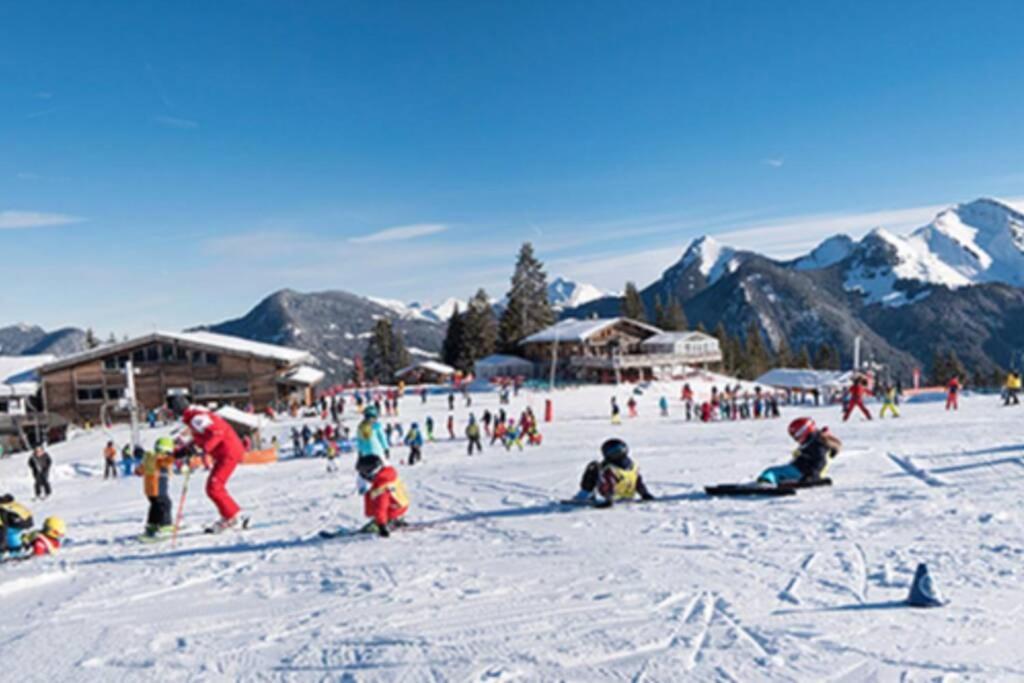 Le Relai S31 - Grand Et Lumineux Studio Avec Coin Montagne 4-6 Pers, Tout Equipe, Avec Wifi, A 30M Des Pistes Avec Un Grand Balcon, Draps Non Compris Saint-Jean-dʼAulps Dış mekan fotoğraf